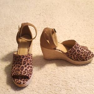 Leopard print wedges